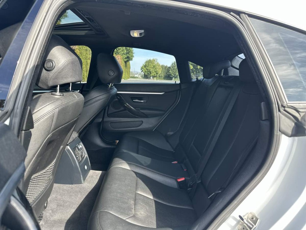 2019 BMW 4 Series Image 11