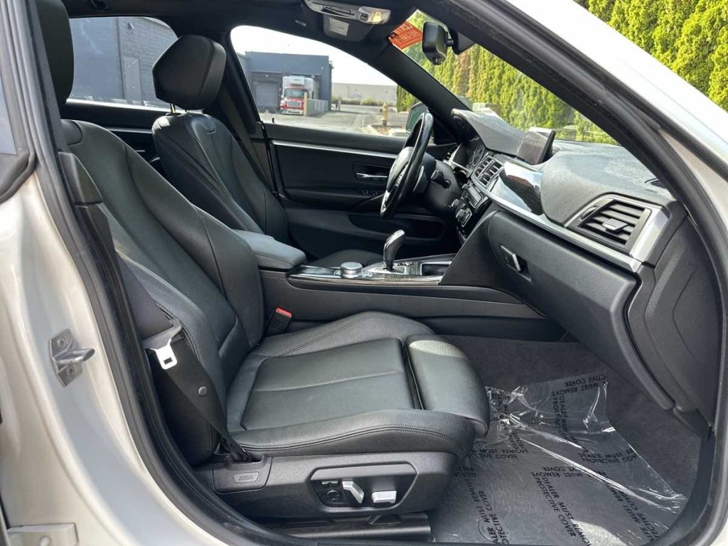 2019 BMW 4 Series Image 14