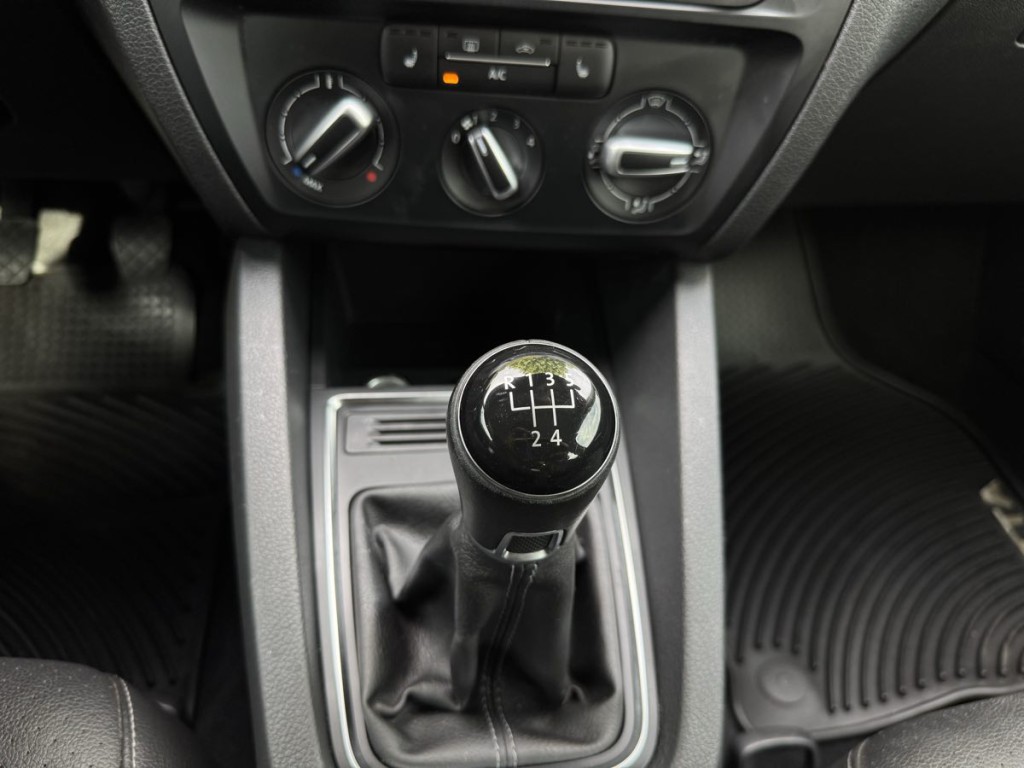 2018 Volkswagen Jetta Image 16