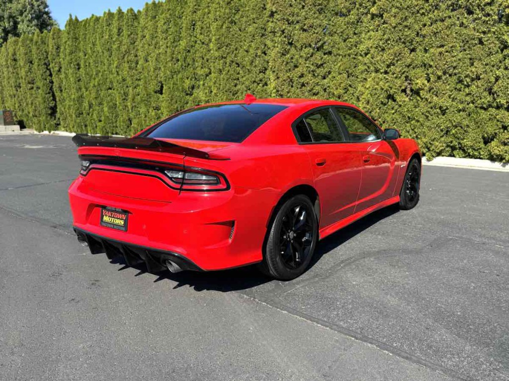2019 Dodge Charger Image 10