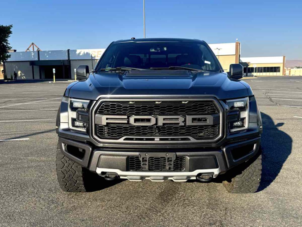2018 Ford F-150 Image 2