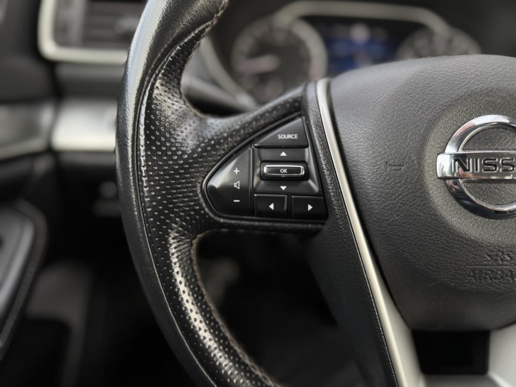 2020 Nissan Maxima Image 14