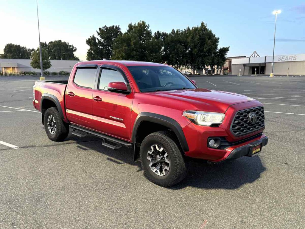 2020 Toyota Tacoma Image 6