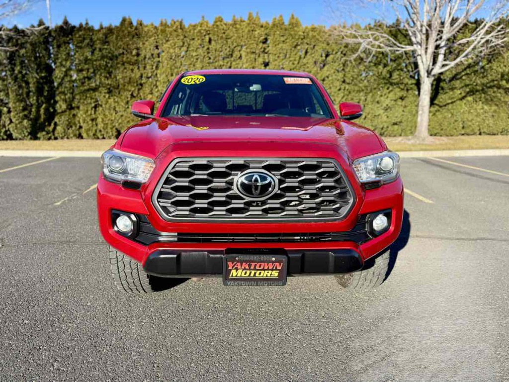 2020 Toyota Tacoma Image 4