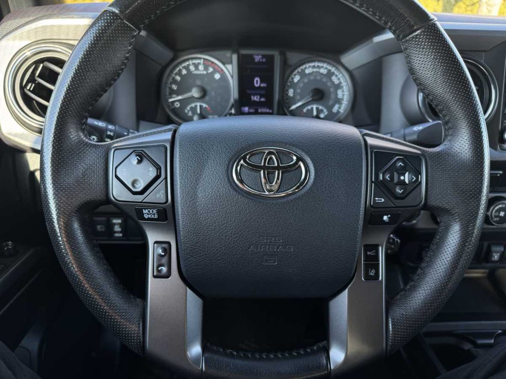 2020 Toyota Tacoma Image 20