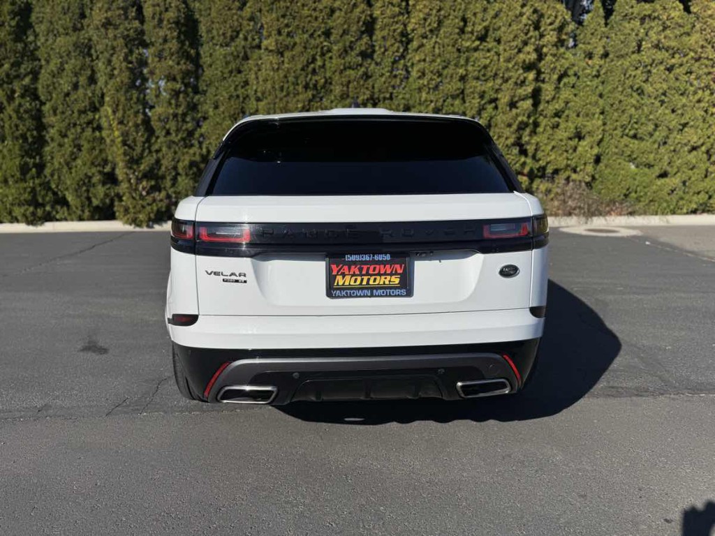 2018 Land Rover Range Rover Image 9