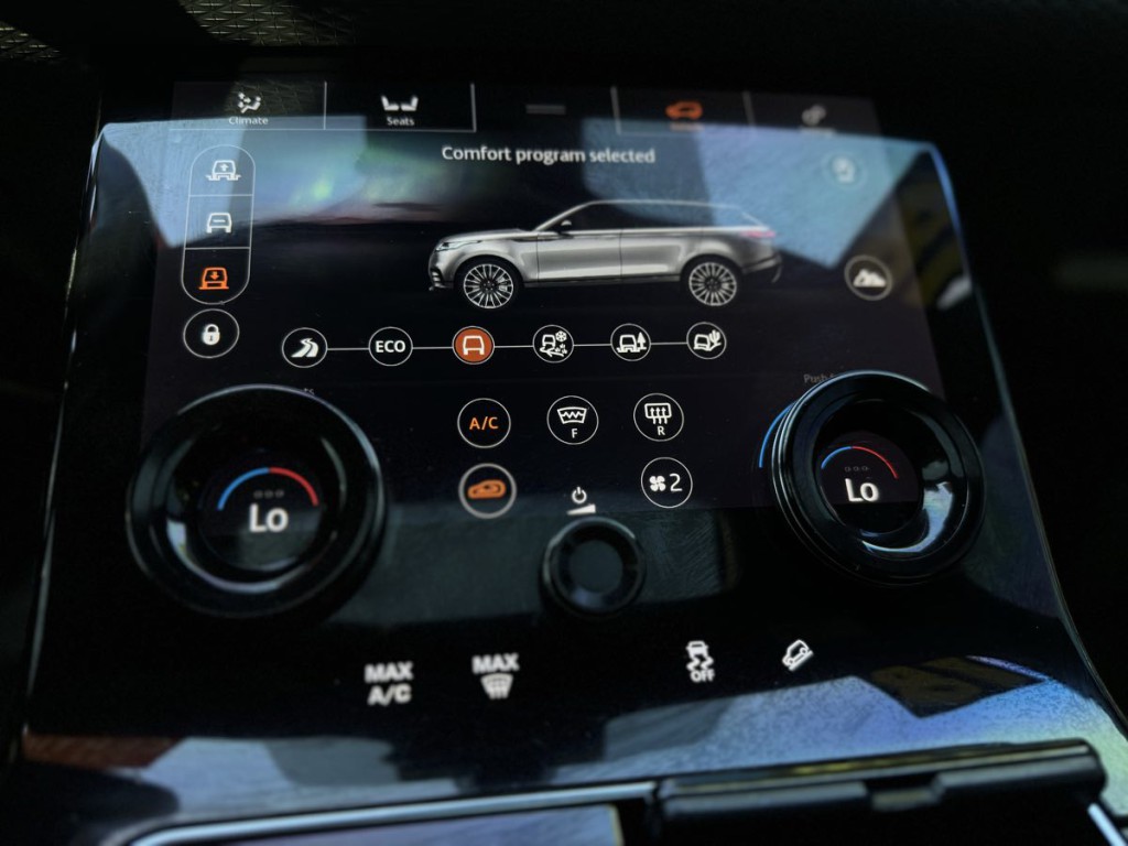 2018 Land Rover Range Rover Image 18