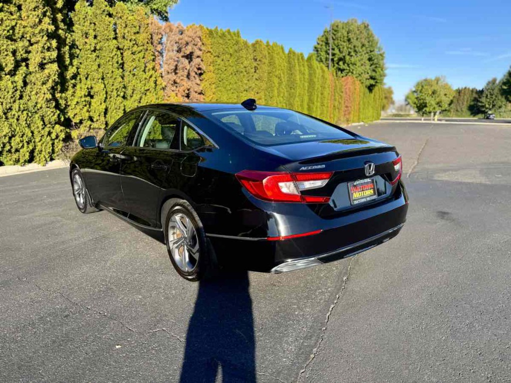 2018 Honda Accord Image 9
