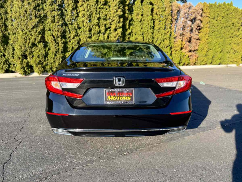 2018 Honda Accord Image 10