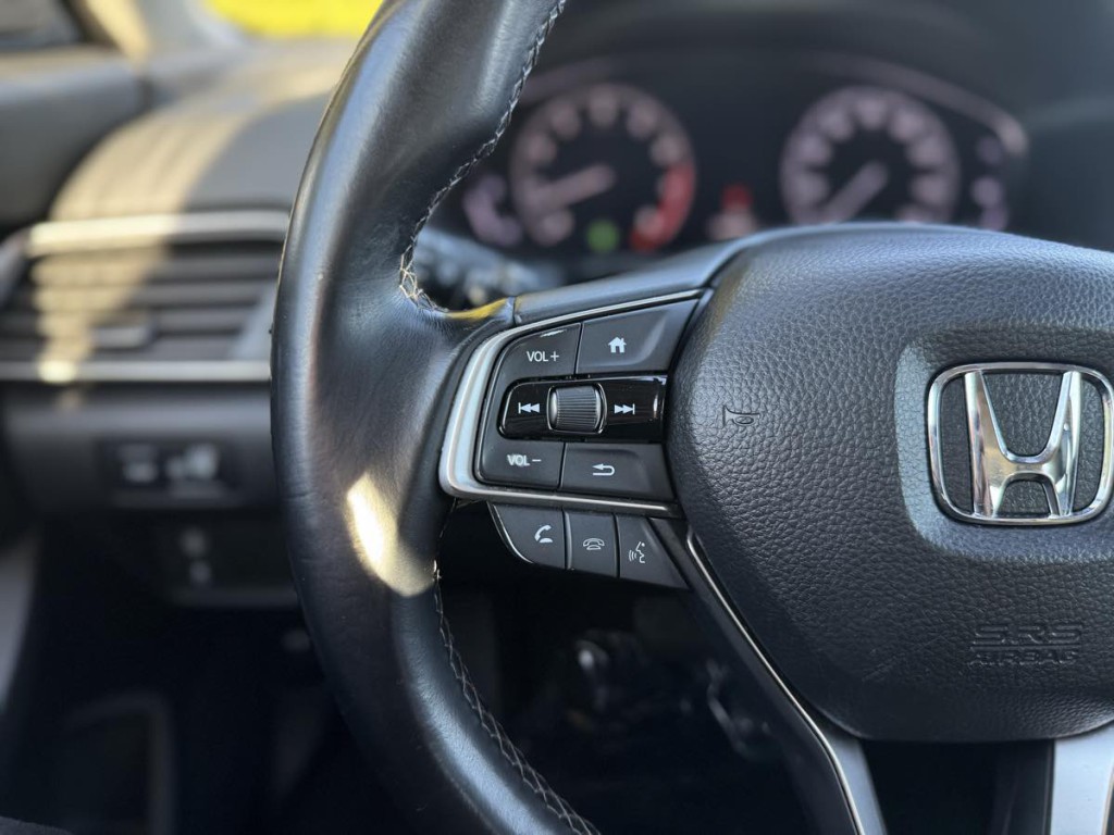 2018 Honda Accord Image 14