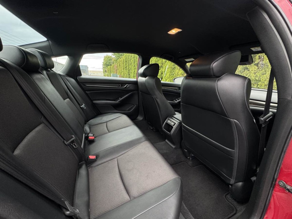 2021 Honda Accord Image 20