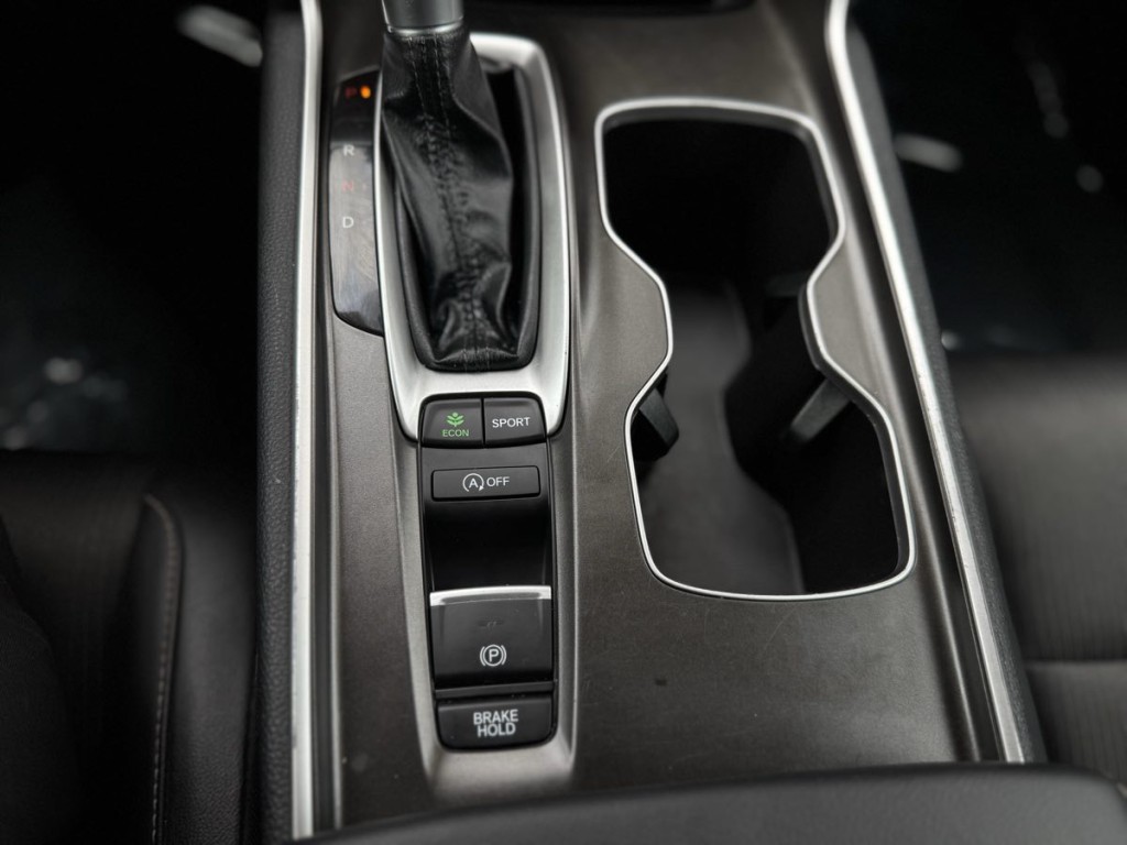 2021 Honda Accord Image 30