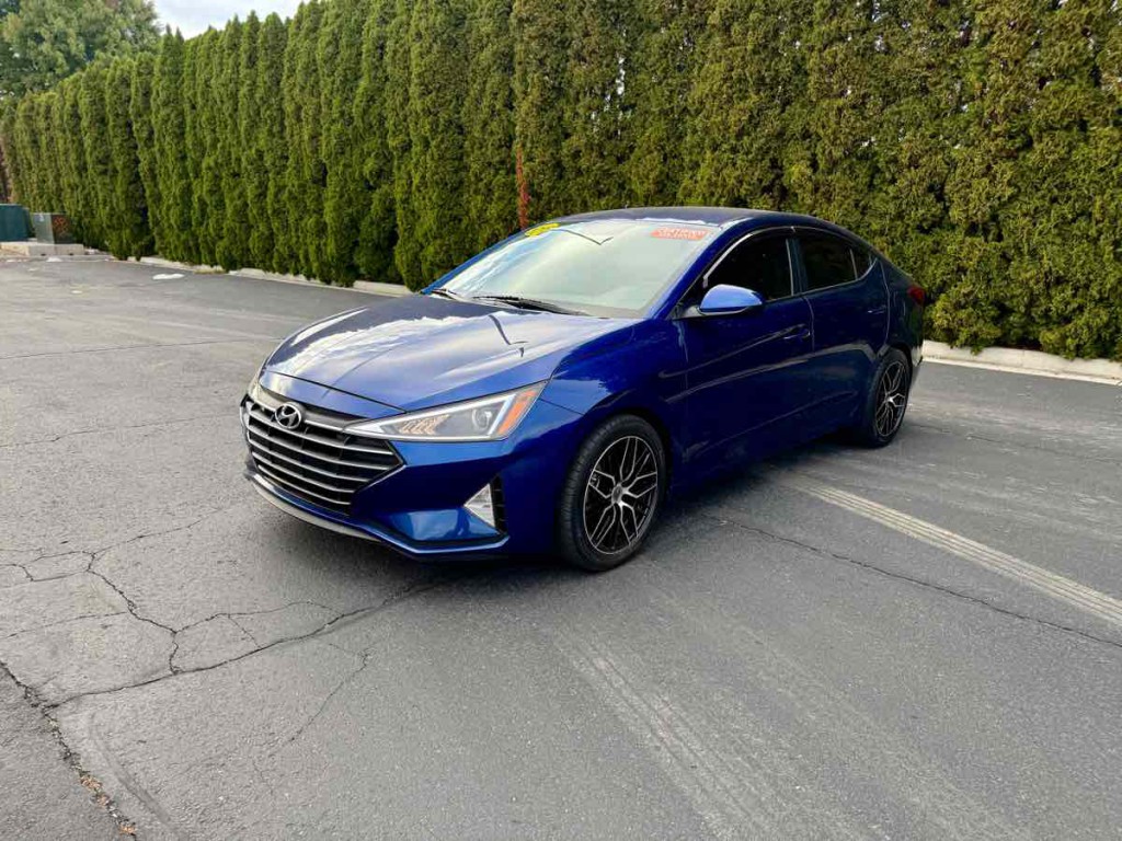 2019 Hyundai Elantra Image 5