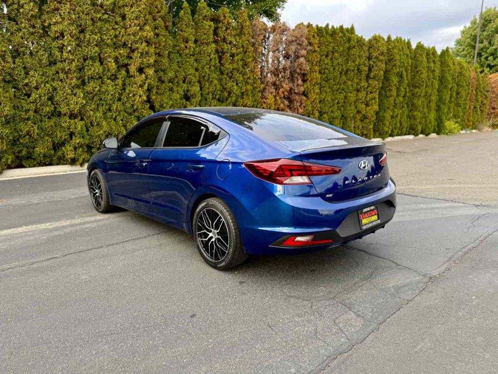 2019 Hyundai Elantra Image 9