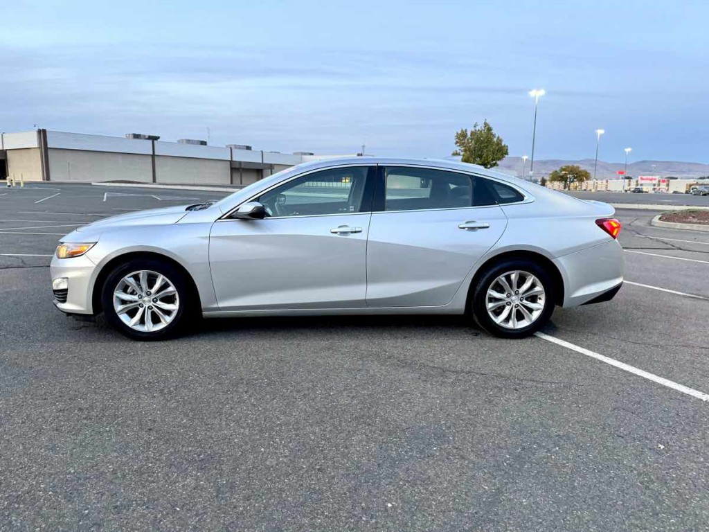 2020 Chevrolet Malibu Image 8
