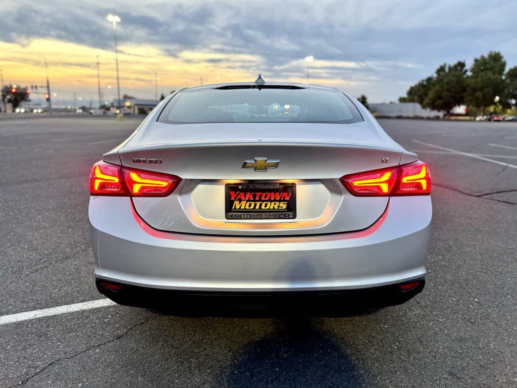2020 Chevrolet Malibu Image 10