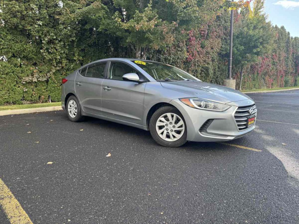 2017 Hyundai Elantra Image 5