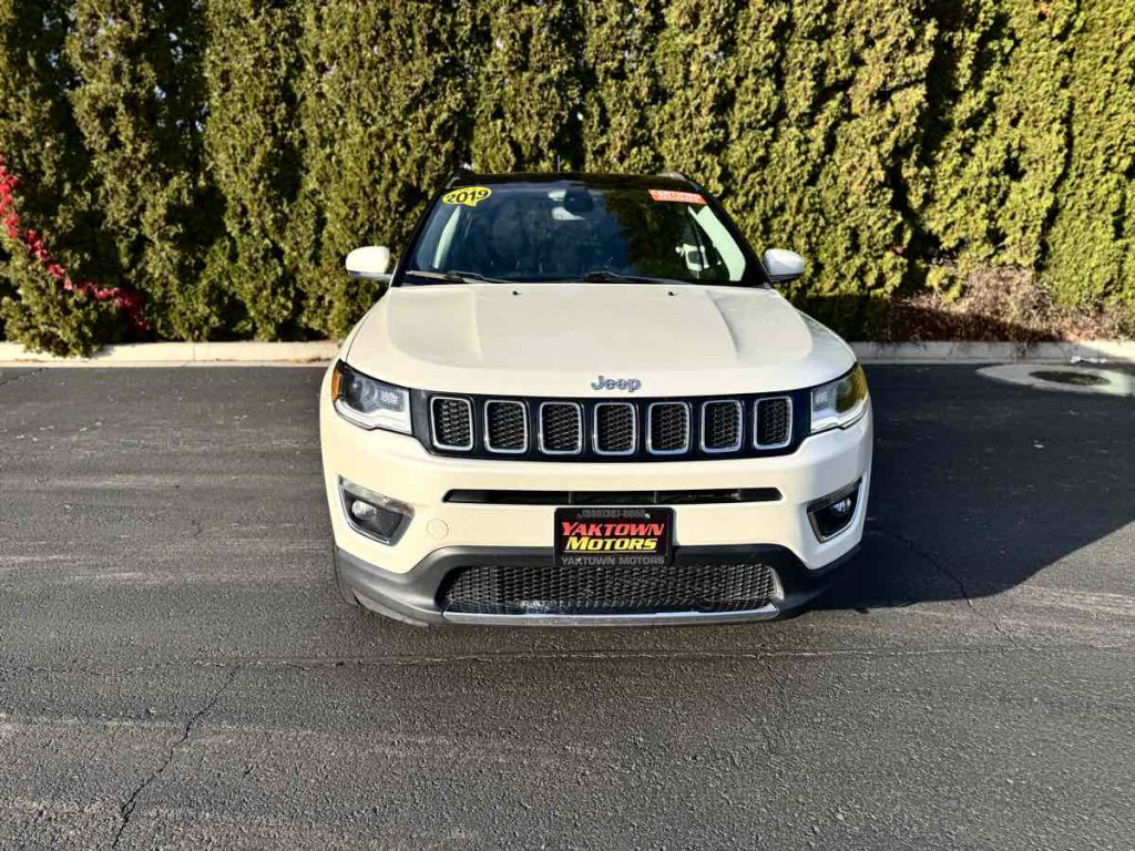 2019 Jeep Compass Image 2