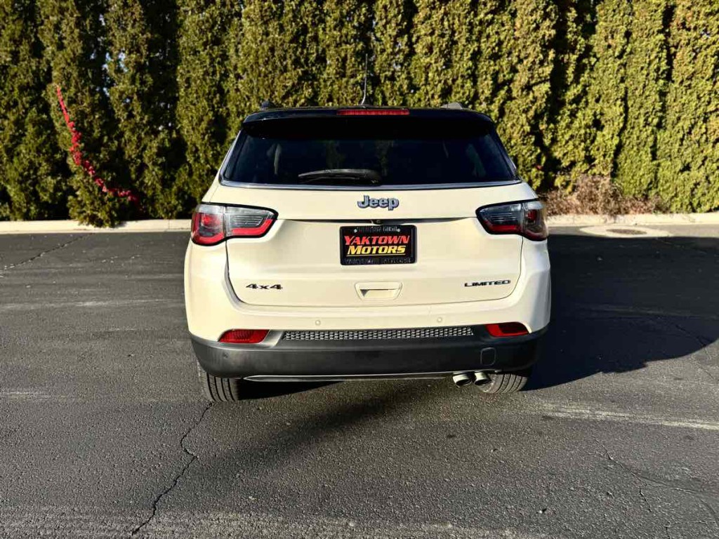2019 Jeep Compass Image 9