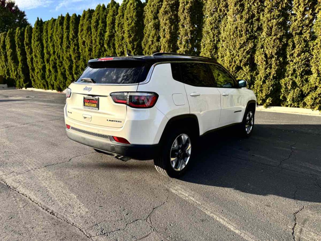 2019 Jeep Compass Image 10
