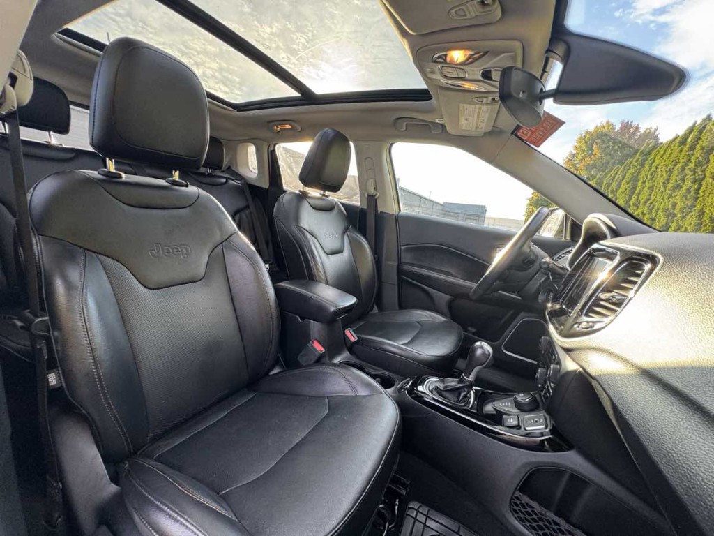 2019 Jeep Compass Image 15