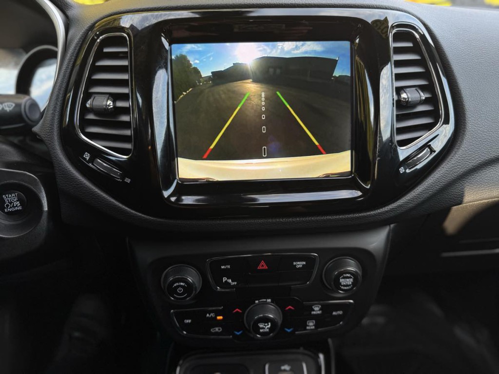 2019 Jeep Compass Image 22