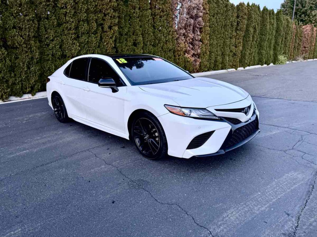 2018 Toyota Camry Image 6