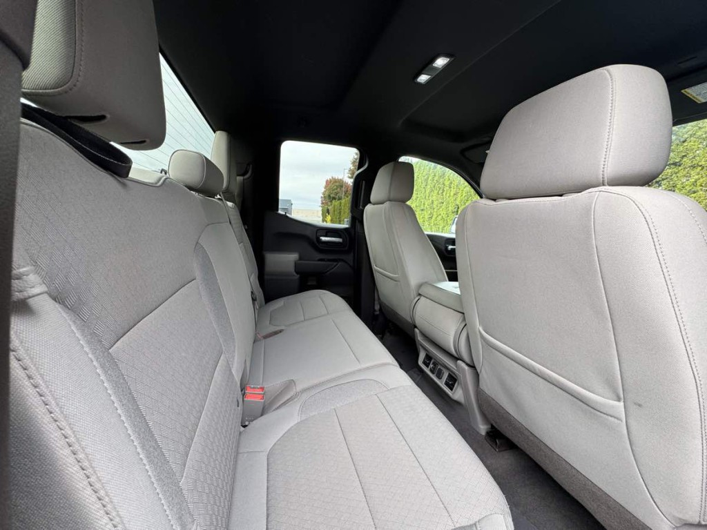 2019 Chevrolet Silverado 1500 Image 13