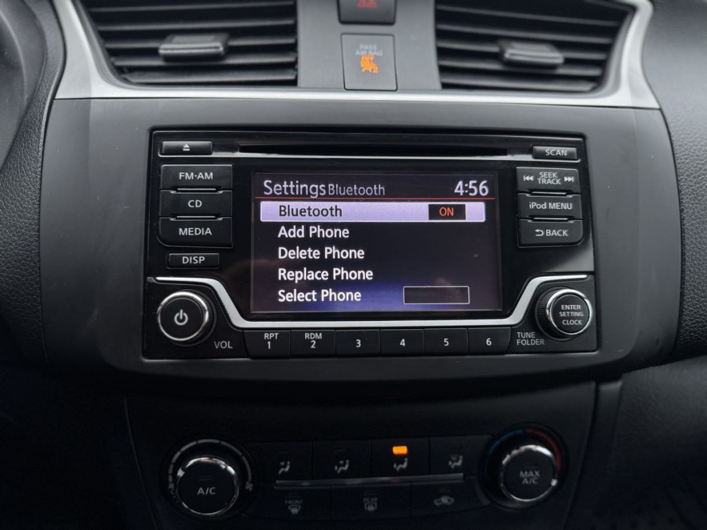 2018 Nissan Sentra Image 28