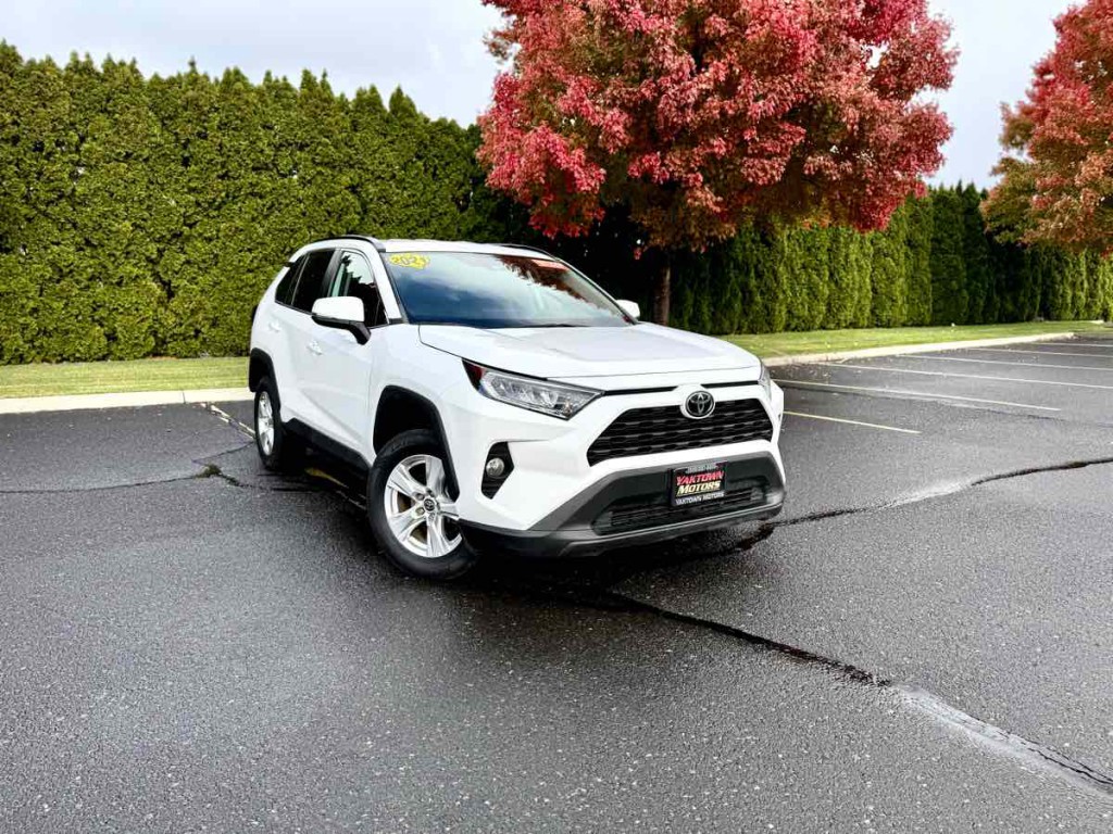 2021 Toyota Rav4 Image 2