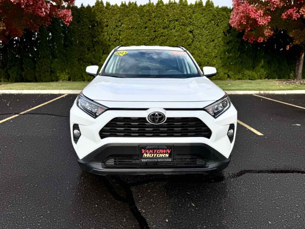 2021 Toyota Rav4 Image 3