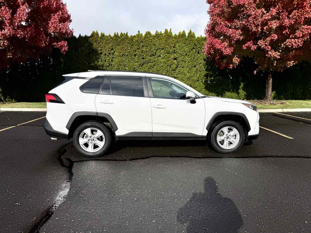 2021 Toyota Rav4 Image 9