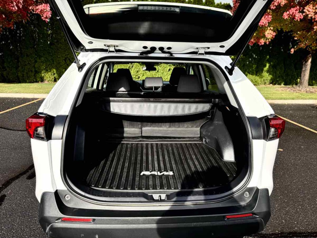 2021 Toyota Rav4 Image 12