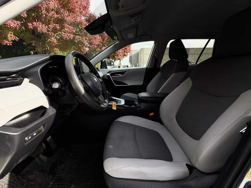 2021 Toyota Rav4 Image 14