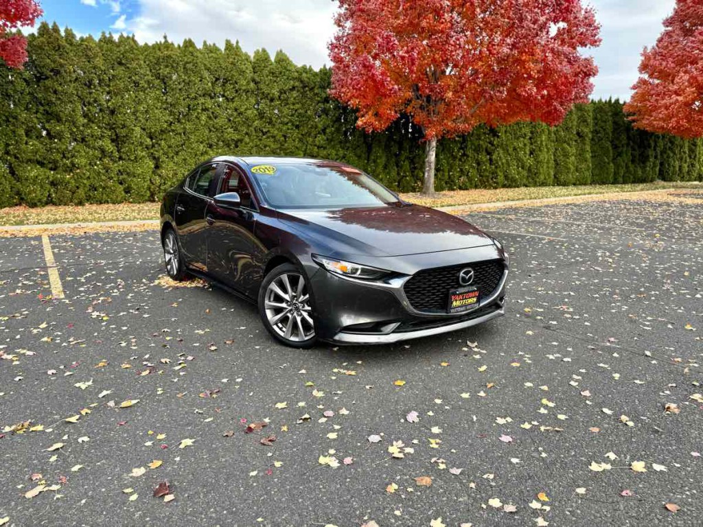 2019 Mazda Mazda3 Image 2