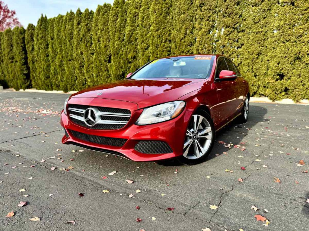 2018 Mercedes-Benz C-Class Image 3