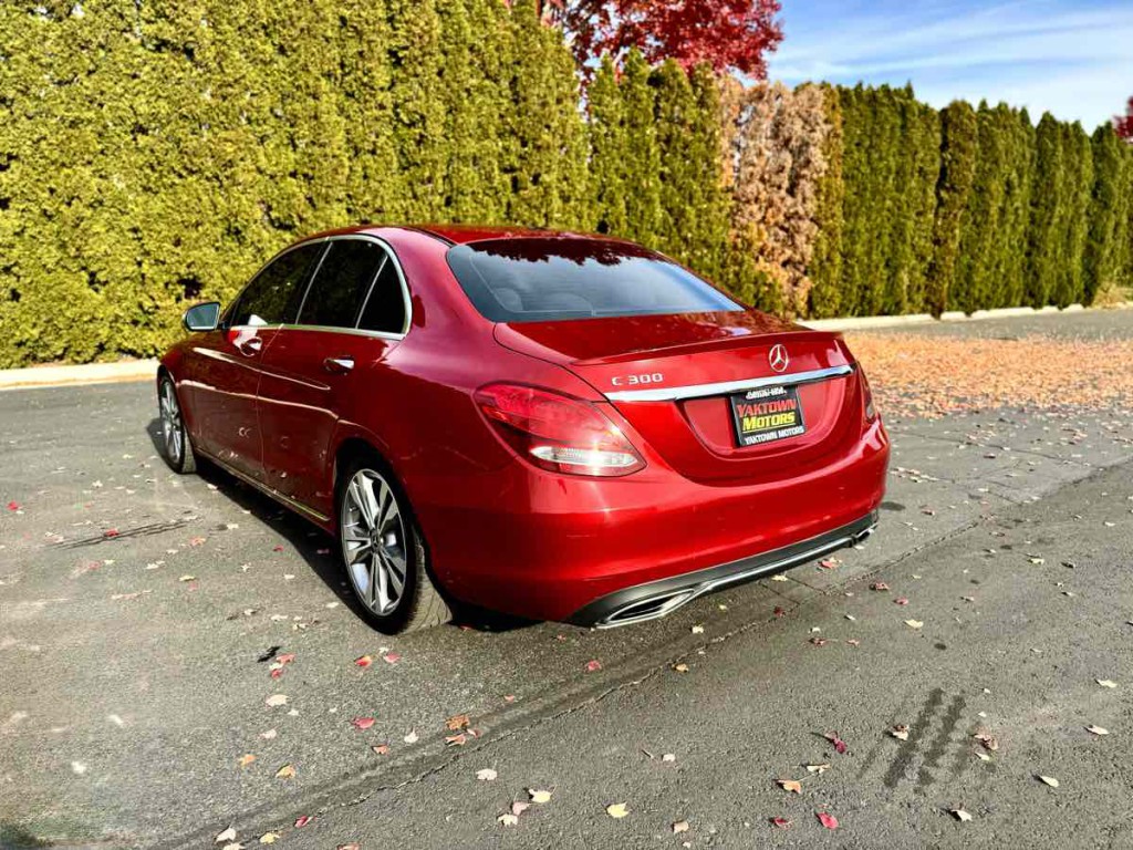 2018 Mercedes-Benz C-Class Image 7