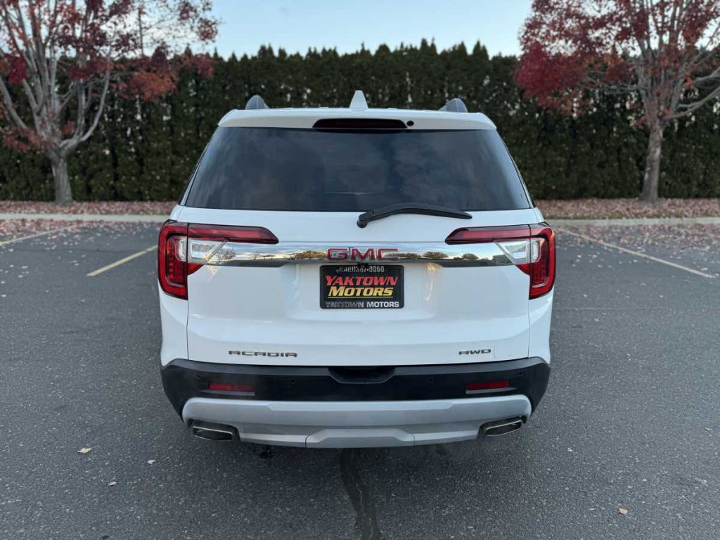 2020 GMC Acadia Image 11