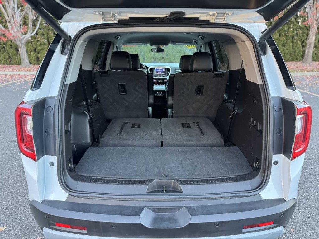 2020 GMC Acadia Image 13