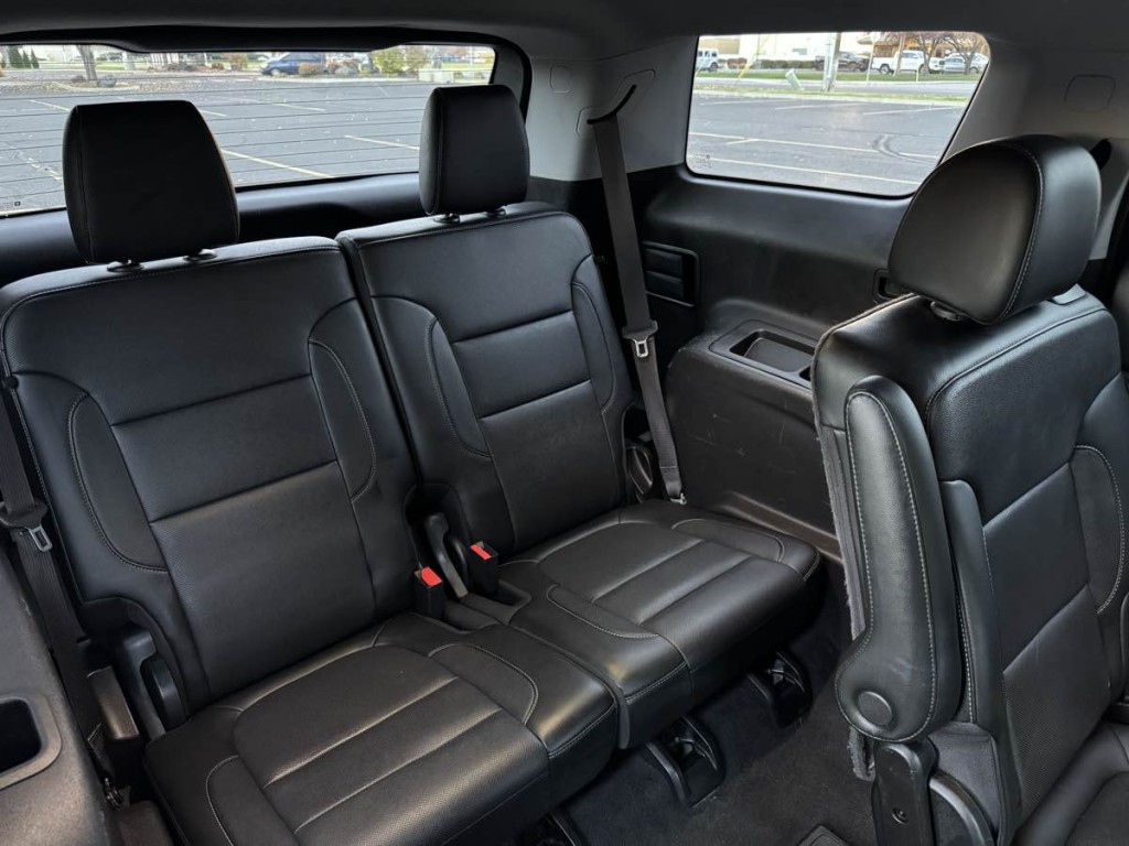 2020 GMC Acadia Image 21
