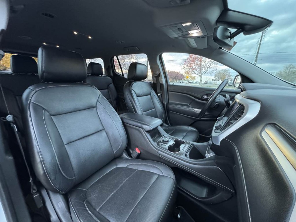 2020 GMC Acadia Image 24