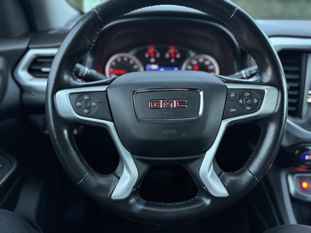 2020 GMC Acadia Image 27