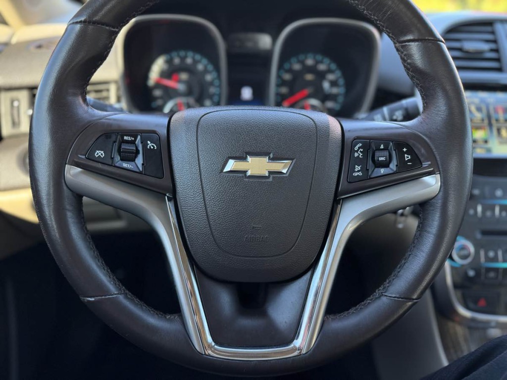 2014 Chevrolet Malibu Image 23