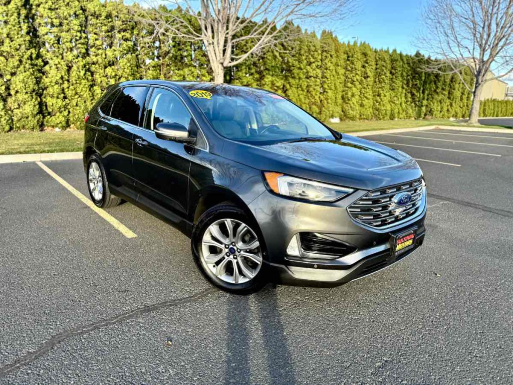 2019 Ford Edge Image 2