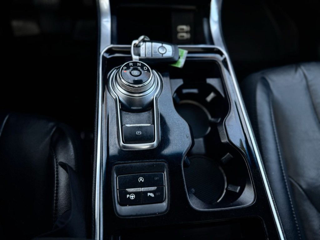 2019 Ford Edge Image 26