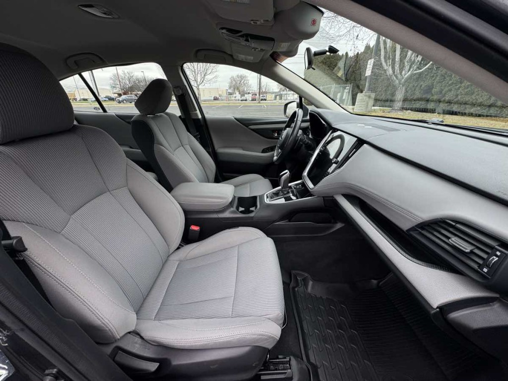 2022 Subaru Legacy Image 18