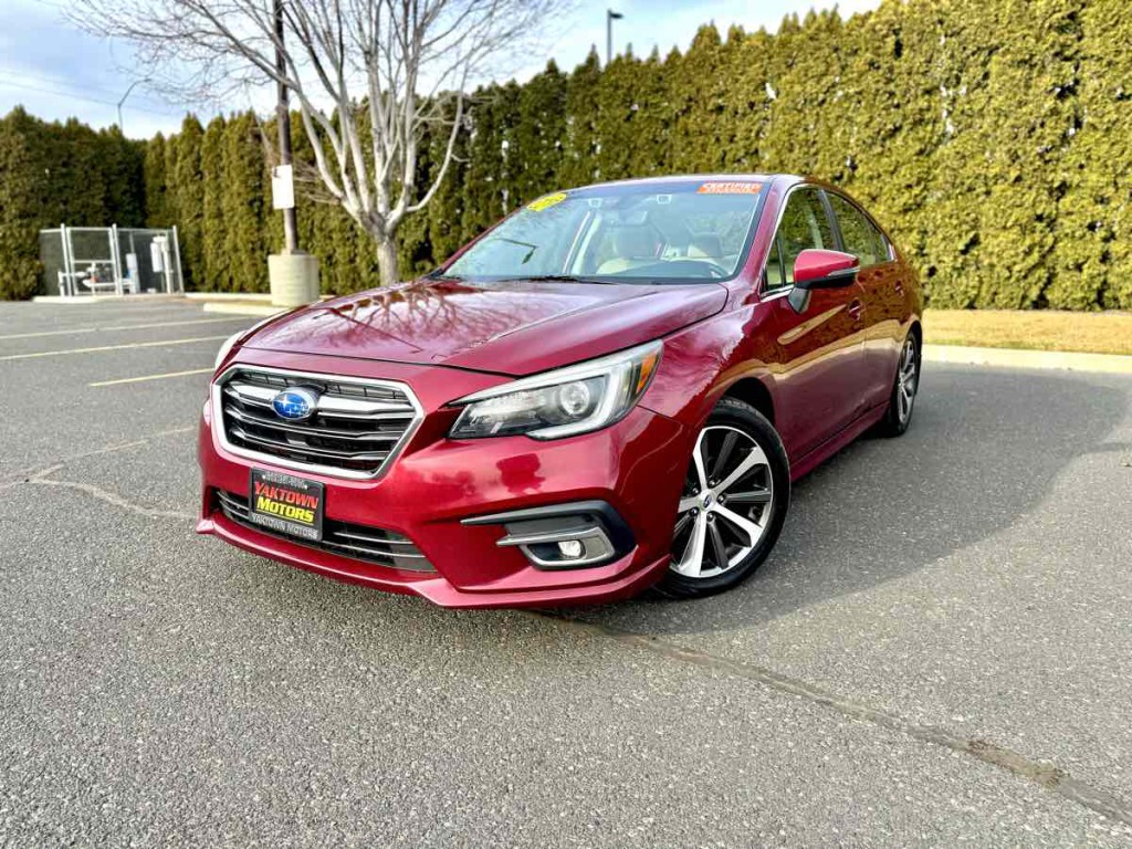2018 Subaru Legacy Image 2