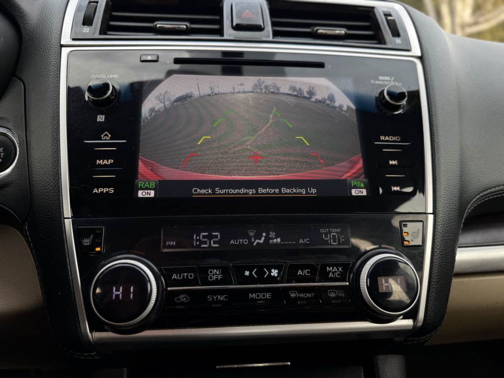 2018 Subaru Legacy Image 28