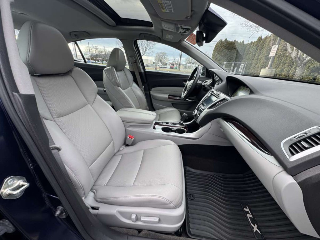 2016 Acura TL Image 18