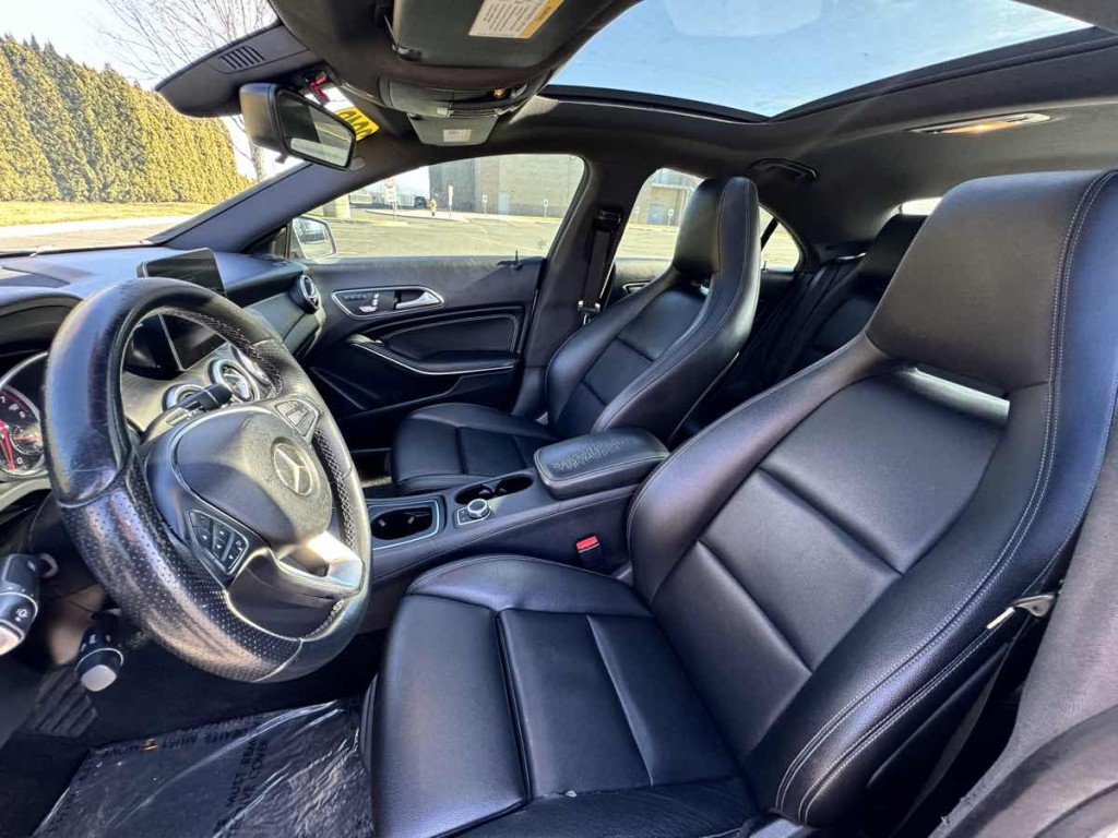 2018 Mercedes-Benz CLA-Class Image 11